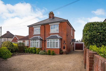 2 bedroom apartment to rent Mays Lane, Fareham, Hampshire, PO14 - Photo 3