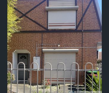 3/18 Allan Street, Noble Park, Vic 3174 - Photo 6