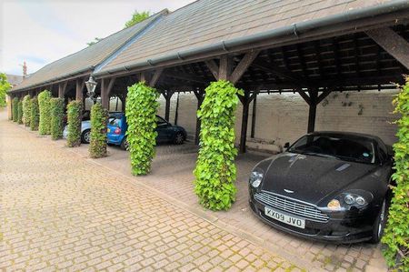 3 bedroom terraced house to rent - Photo 3