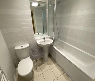 2 bedroom apartment to rent - Photo 6