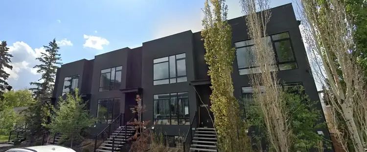 Luxurious 4-Bedroom Glenora Townhome – Over 2000 Sq Ft | Available June 1 2025 - SF259 | 13923 102 Avenue Northwest, Edmonton - Photo 1