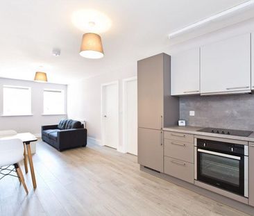 2 bedroom flat to rent - Photo 6