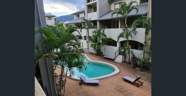 Room with Pool - Photo 1