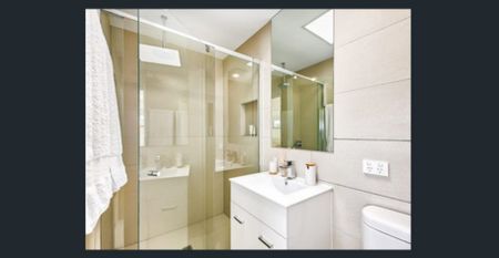 Spacious Modern 2 bedrooms Opportunity - Photo 5