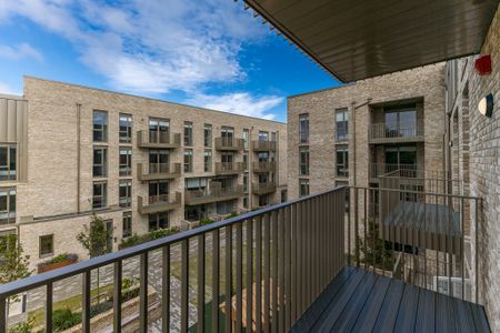 One Bedrooms @ Rockpoint, Newtown Avenue, Blackrock, County Dublin. - Photo 2