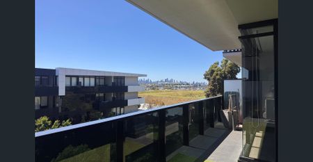 2 Bedroom apartment with city views! - Photo 2