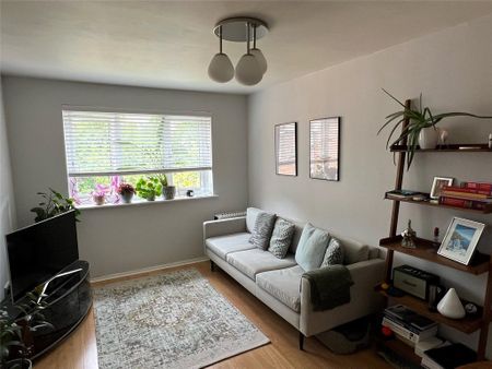 1 bedroom apartment to rent - Photo 2