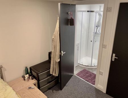 3 bedroom private hall to rent - Photo 5