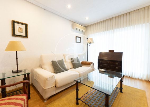 Flat for rent in Nuevos Ministerios - Ríos Rosas (Madrid) - Photo 1