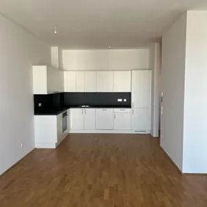 MODERN DREAMS ALTE DONAU! Lichtdurchfluteter 2 Zimmer Erstbezug mit 10m² Terrasse nahe U1 KAGRAN ! - Photo 2