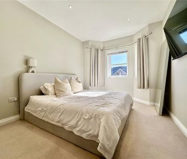 2 bedroom semi-detached house to rent - Photo 4