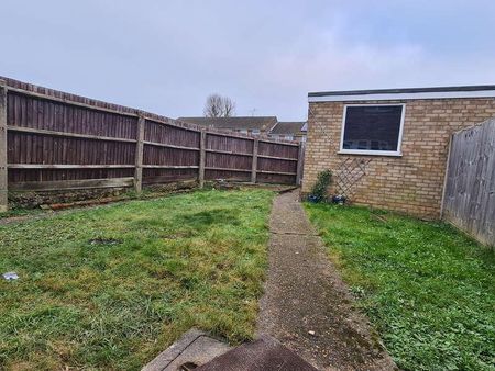 Leaholme Way, Ruislip, HA4 - Photo 4