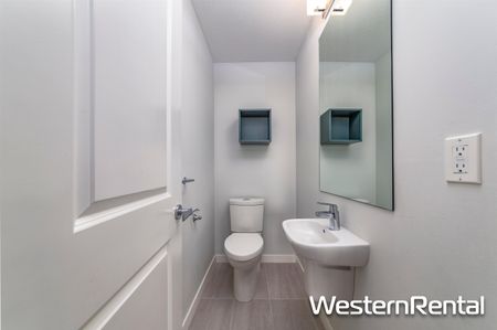 3500 Burke Village Promenade #17, Coquitlam, BC V3E0J4 - Photo 2