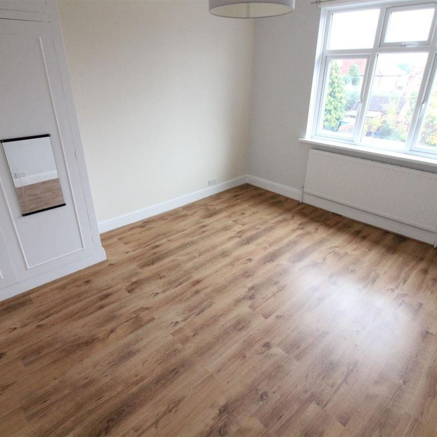 Great West Road, Isleworth - Photo 1