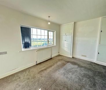 2 bedroom semi-detached house to rent - Photo 4