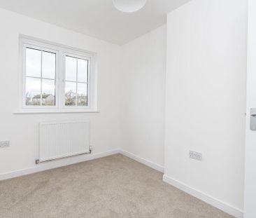 3 bedroom end of terrace house to rent - Photo 6