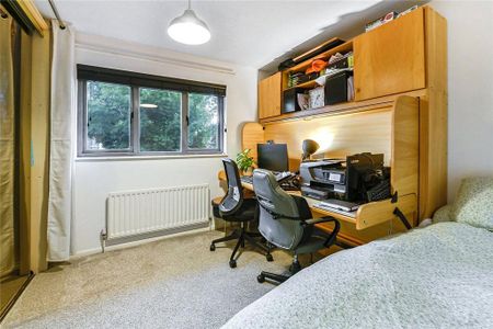 2 bedroom semi-detached house to rent - Photo 2