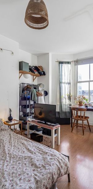 Rushey Green, Catford, London, SE6 - Photo 1