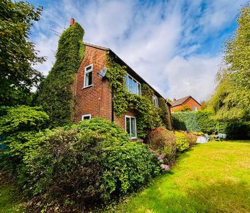 Friars Close, Cheadle, Stoke-On-Trent ST10 1AT - Photo 1