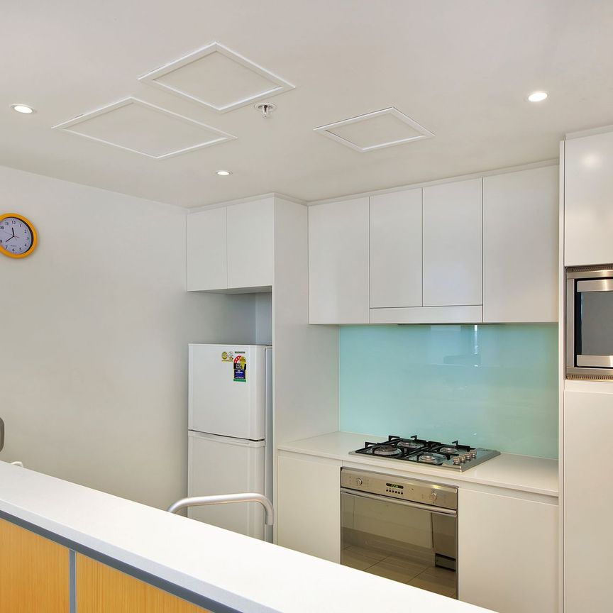 One Bedroom Apartment with Study - Photo 1