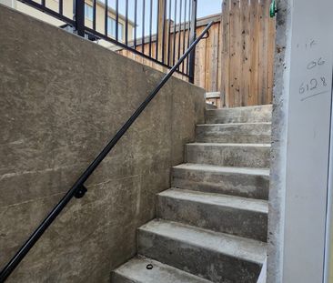 For Lease - 92 Stedford Crescent, Brampton, Ontario - Photo 6