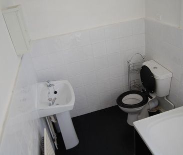 2 bedroom house to rent - Photo 6