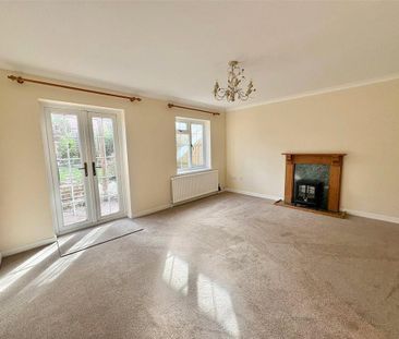 3 bedroom terraced house to rent - Photo 3