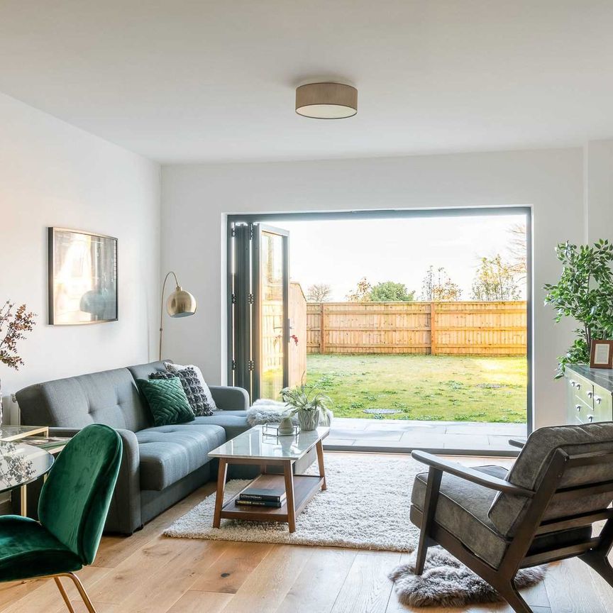 Lansdown Court - Photo 1