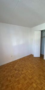 2 CH - 1 SDB - Saint-Jean-sur-Richelieu - $1,245 /mo - Photo 4