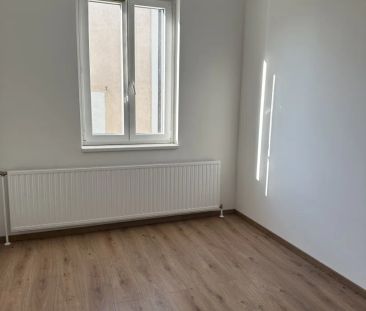 Sonnige Wohnung- Nähe Zentrum und dem Bahnhof- nur 16 min. mit der ... - Photo 2
