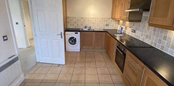 2 bedroom apartment to rent - Photo 2