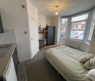 6 bedroom house share to rent - Photo 4