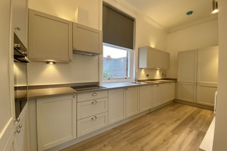 St. Marys Gate - Photo 4