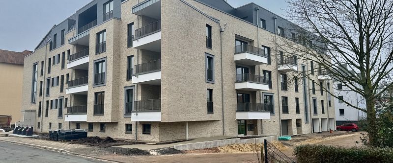 Neubau! Moderne 3-Zimmer Etagenwohnung am historischen Wasserturm in Nienburg! - Photo 1