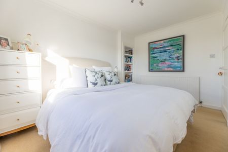 3 bedroom semi-detached house to rent - Photo 5