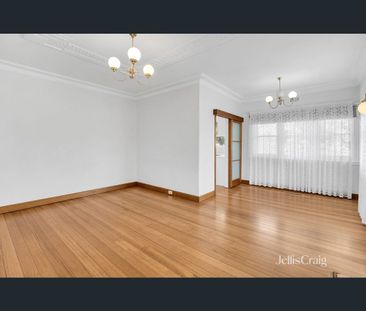 31 Hotham Road, Niddrie, Vic 3042 - Photo 1