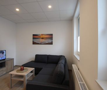 Modernes und helles möbliertes 2 Zimmer Apartment in zentraler Wohn... - Photo 2