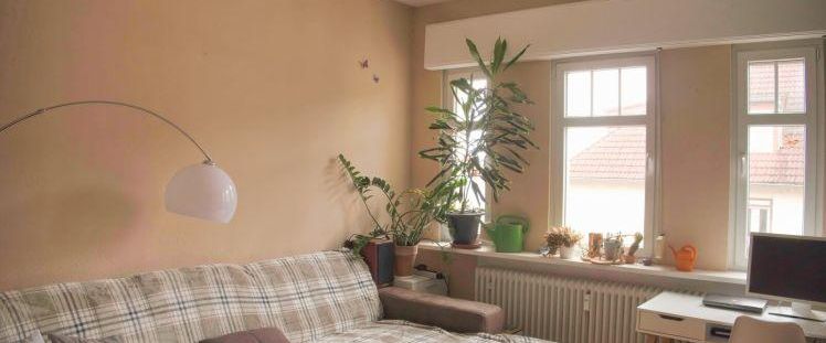 Hübsche Singlewohnung mit Balkon im gepflegten Altbau - Photo 1