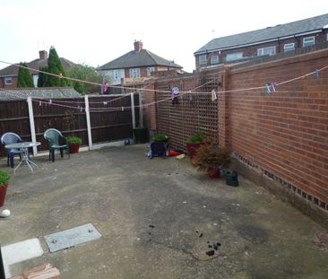 Lilac Grove (Room 1), Beeston, NG9 1PE - Photo 4