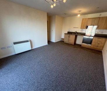 2 bedroom flat to rent - Photo 2