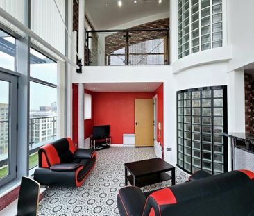 2 bedroom penthouse to rent - Photo 6