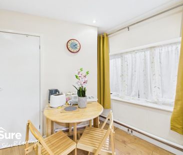 Studio to rent - Photo 3