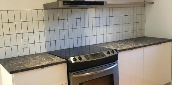 Studio chauffé à louer incluant 5 électroménagers - Photo 2