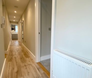 Three Bedroom Flat -TO LET- Pinner- HA5 - Photo 6