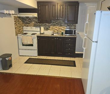 For Lease - 1659 Summergrove Crescent Unit# Basement, Mississauga, ... - Photo 6