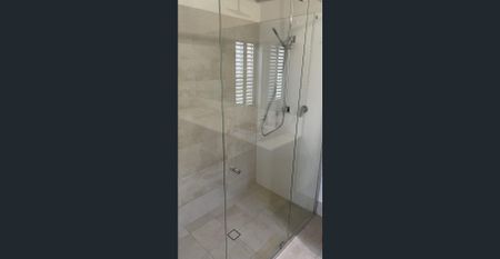 PLEASE CLICK BELOW TO REGISTER TO VIEW - Photo 5