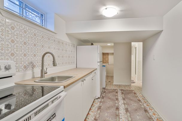 For Lease - 104 Crestwood Road Unit# Lower, Vaughan, Ontario - Photo 1