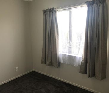 Unit 2, 45 Templeton Place, Clendon Park, Auckland - Photo 1