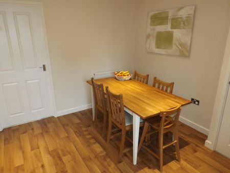 3 bedroom townhouse to rent - Photo 3