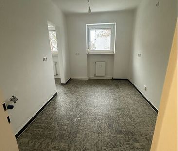 *Geräumige 3-Zimmer Wohnung - Bezug sofort möglich* - Photo 1
